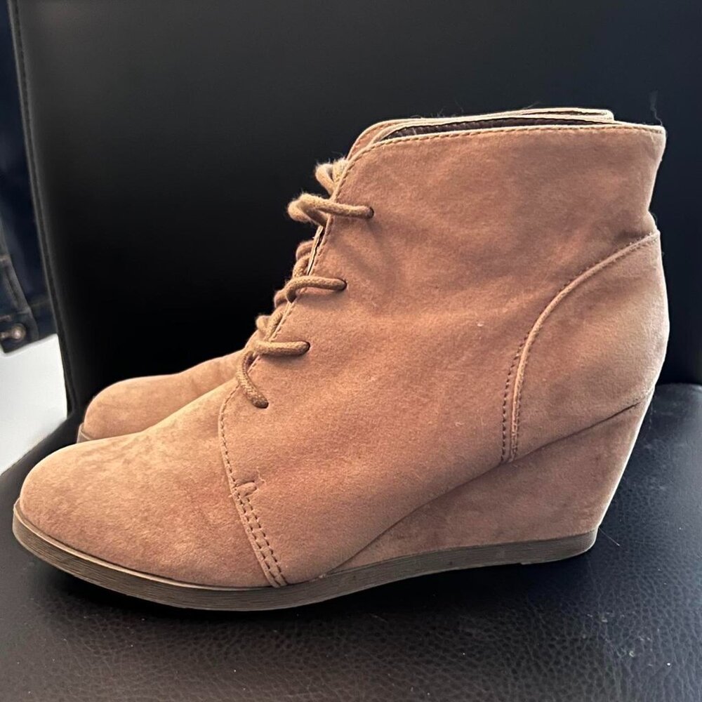 Madden Girl Faux Suede Wedge Ankle Booties - Women's Size 7.5